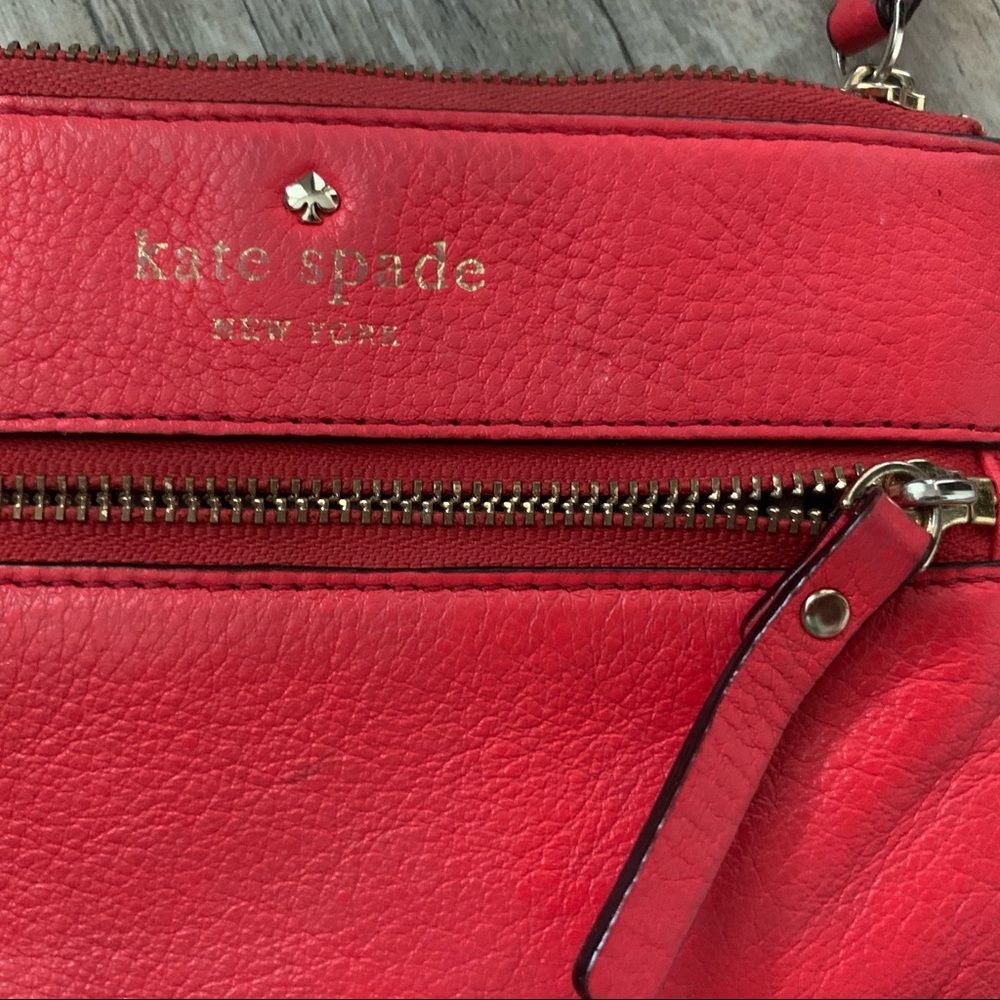 kate spade hot pink wristlet - Needs TLC! - Picture 2 of 7